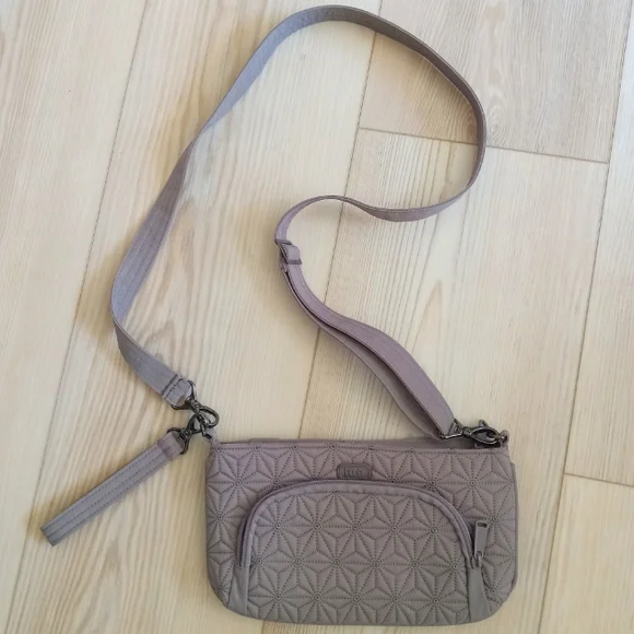 Lug Flyer Mini Crossbody Bag - Picture 2 of 9